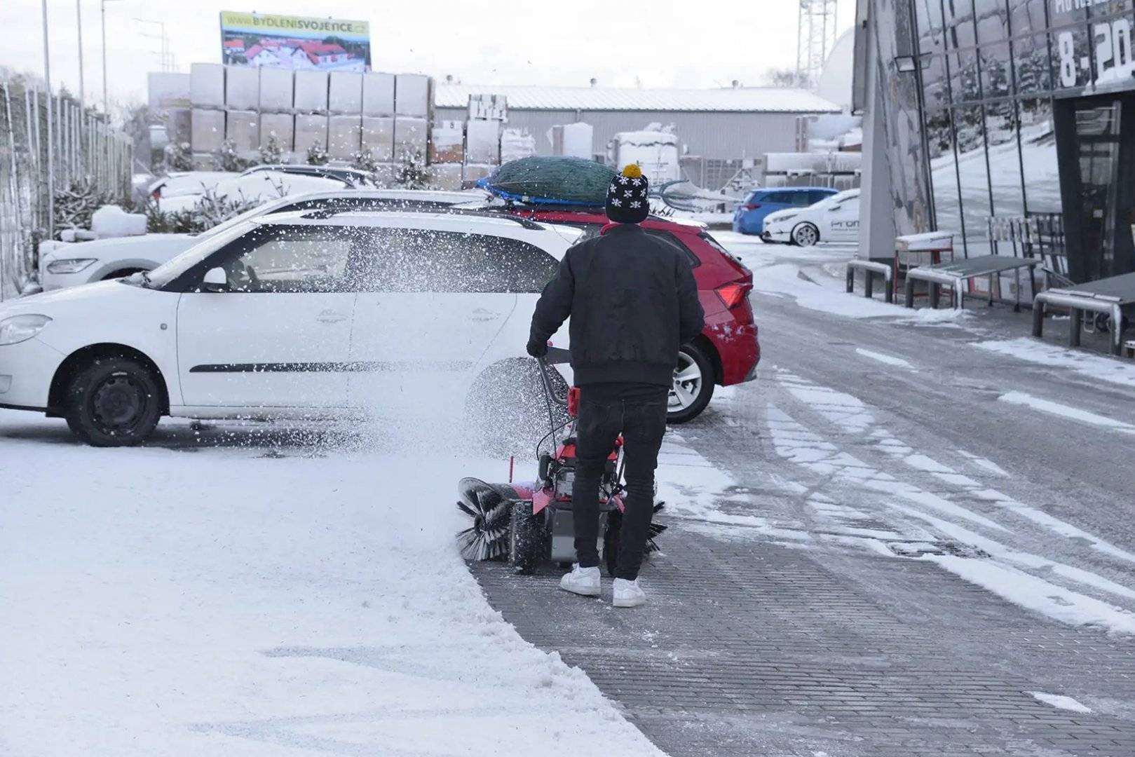 Masina de maturat pe benzina, latime lucru 100 cm, 173 cmc, 4 timpi, HECHT8101