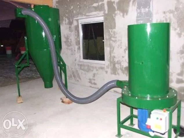 SZANYI-600. Tocator pentru paie si lucerna cu motor de 7,5kw